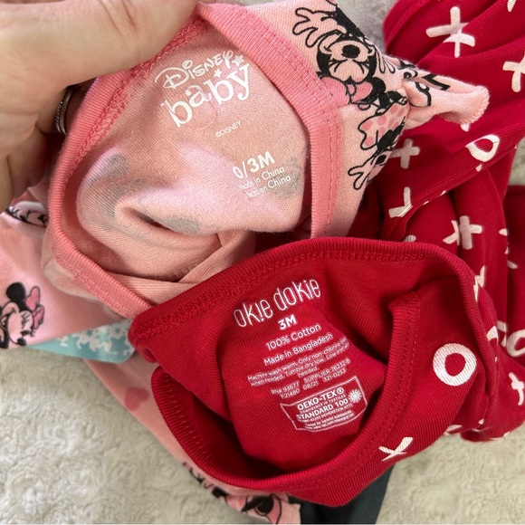 Disney Baby Minnie Mouse Footed Sleeper Okie Dokie Red White Romper XO Print - Picture 6 of 6